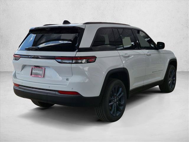 New 2026 Jeep Grand Cherokee Limited AWD/4WD image 2