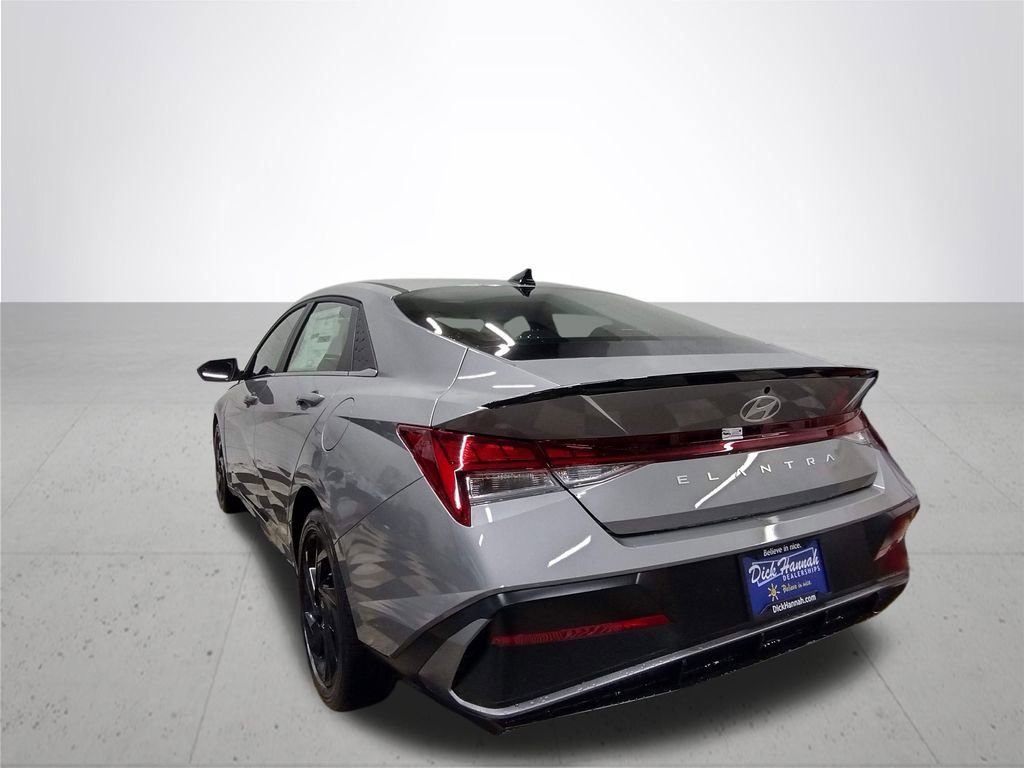 New 2026 Hyundai Elantra SEL Sport image 10