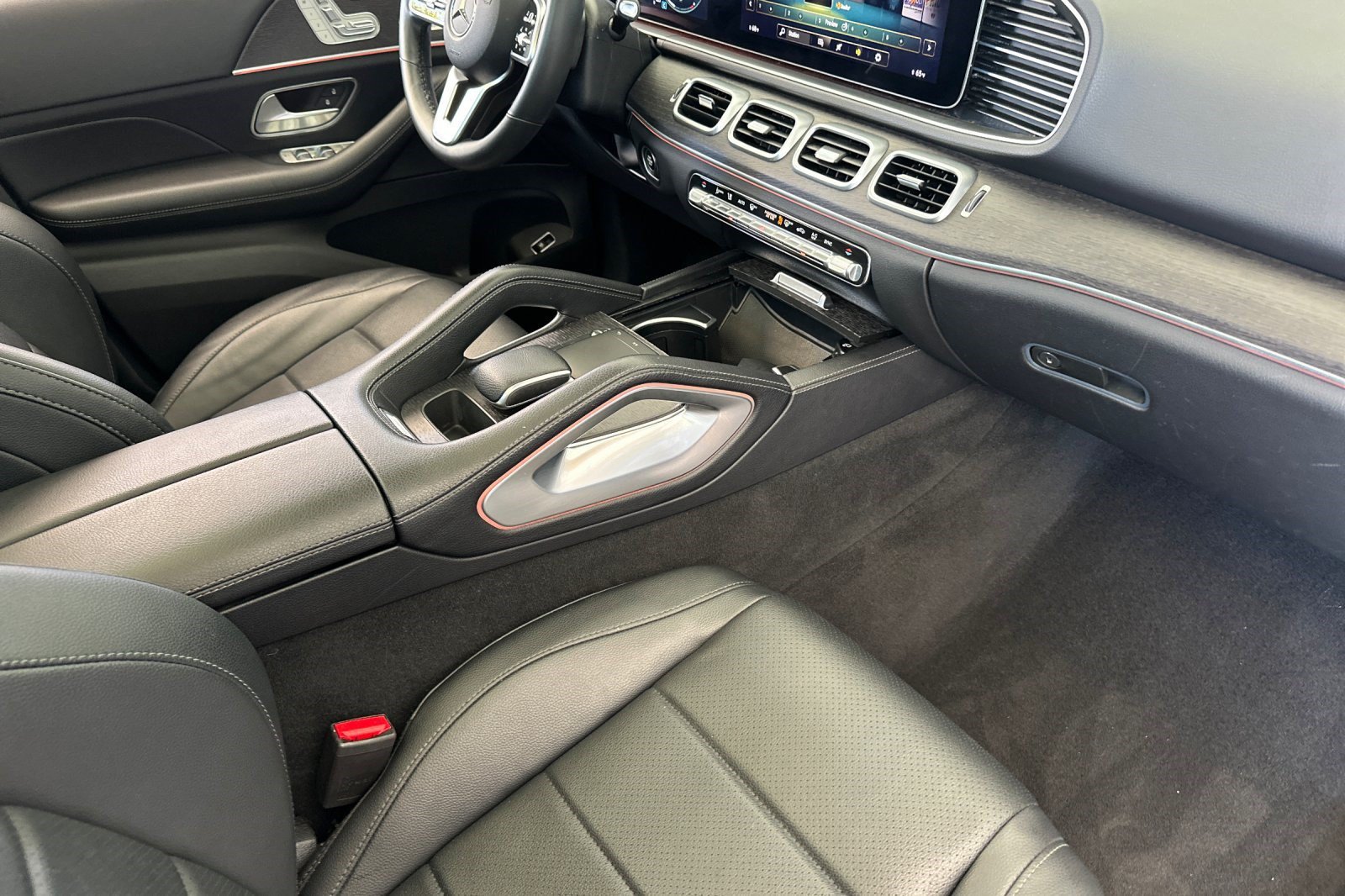Used 2022 Mercedes-Benz GLE 350 4MATIC image 36
