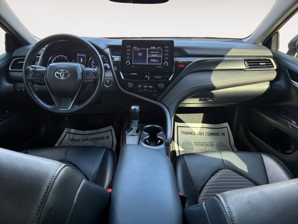 Used 2021 Toyota Camry SE w/ Convenience Package image 10