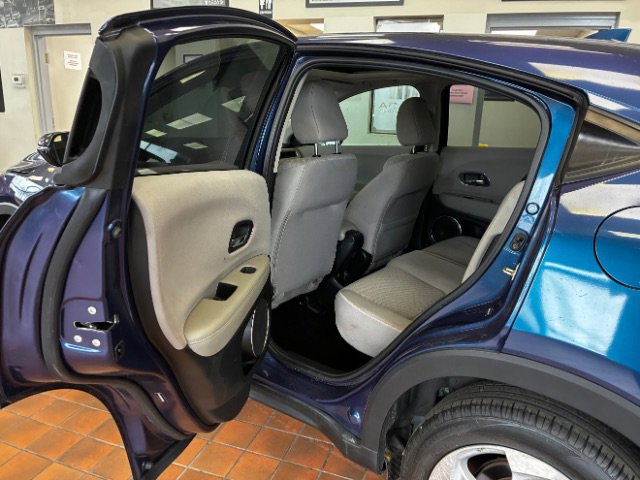 Used 2016 Honda HR-V EX image 27