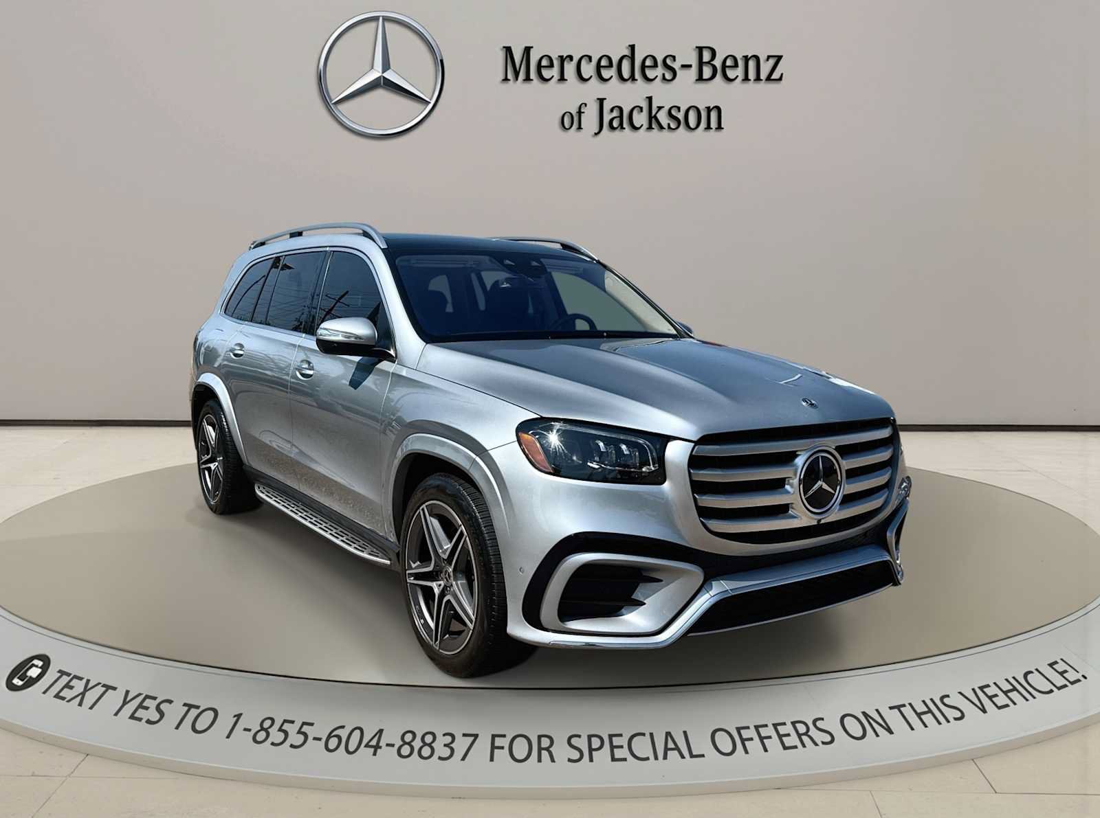 Used 2024 Mercedes-Benz GLS 450 4MATIC image 2