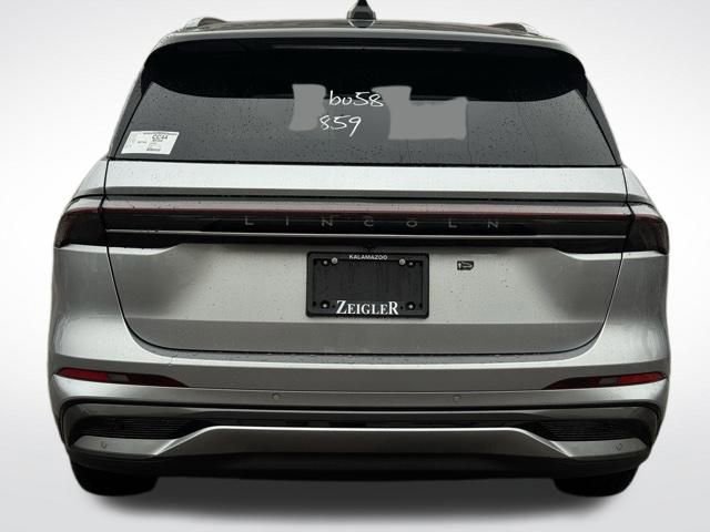 New 2026 Lincoln Nautilus Reserve w/ Jet Appearance Package image 9