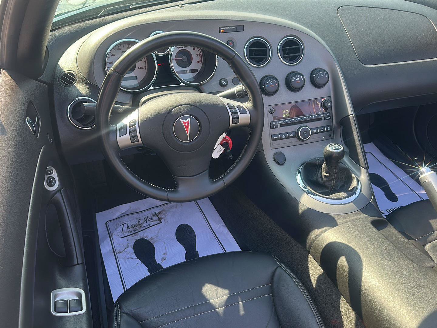 Used 2008 Pontiac Solstice Convertible w/ Premium Package RWD image 14