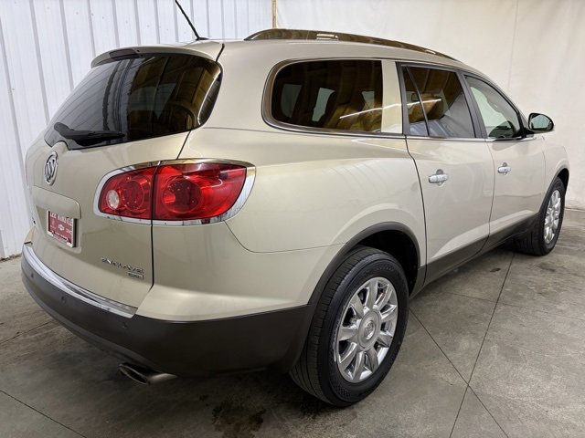 Used 2011 Buick Enclave CXL image 6