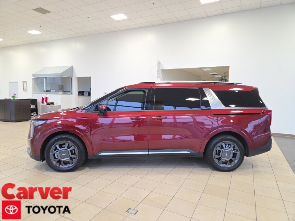 Used 2025 Kia Carnival SX