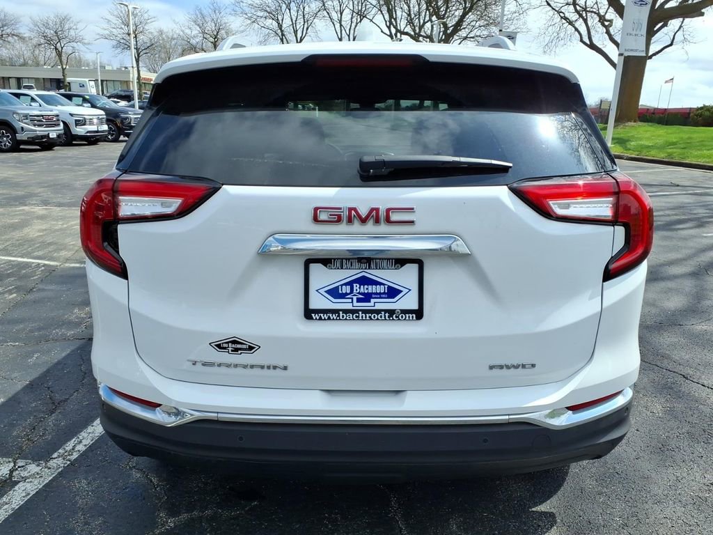 Certified 2024 GMC Terrain SLT image 6