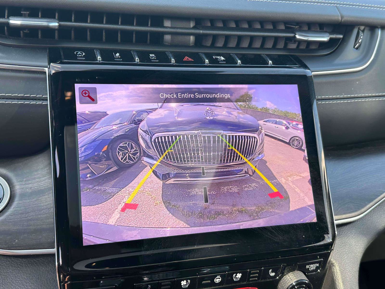 Used 2023 Jeep Grand Cherokee Overland w/ Luxury Tech Group IV image 29