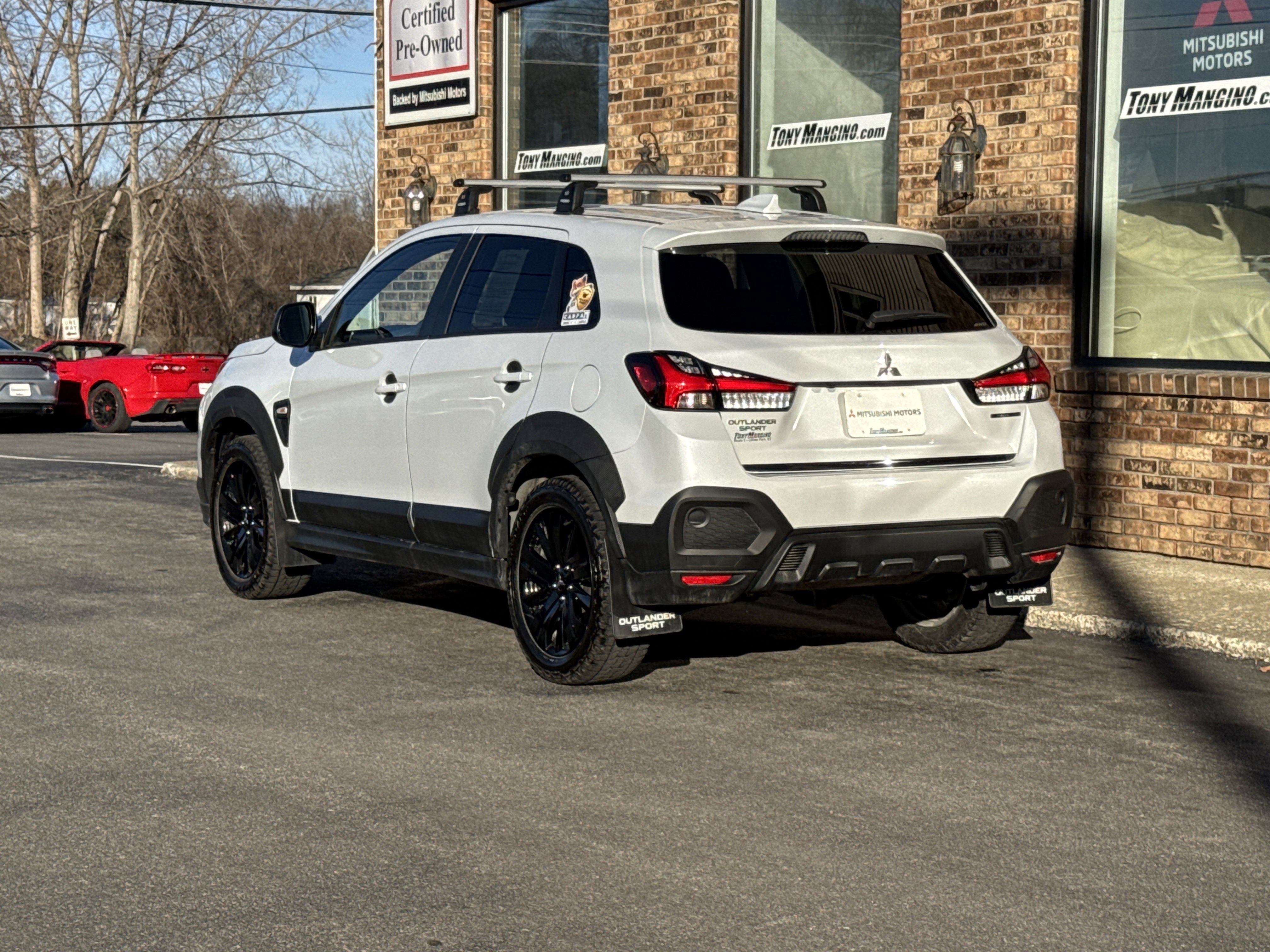 Used 2025 Mitsubishi Outlander Sport AWD image 3