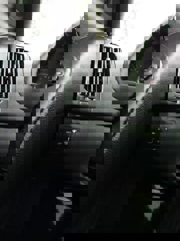 Used 2010 Hyundai Elantra SE image 23