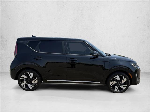 Used 2025 Kia Soul GT-Line w/ GT-Line Technology Package FWD image 4