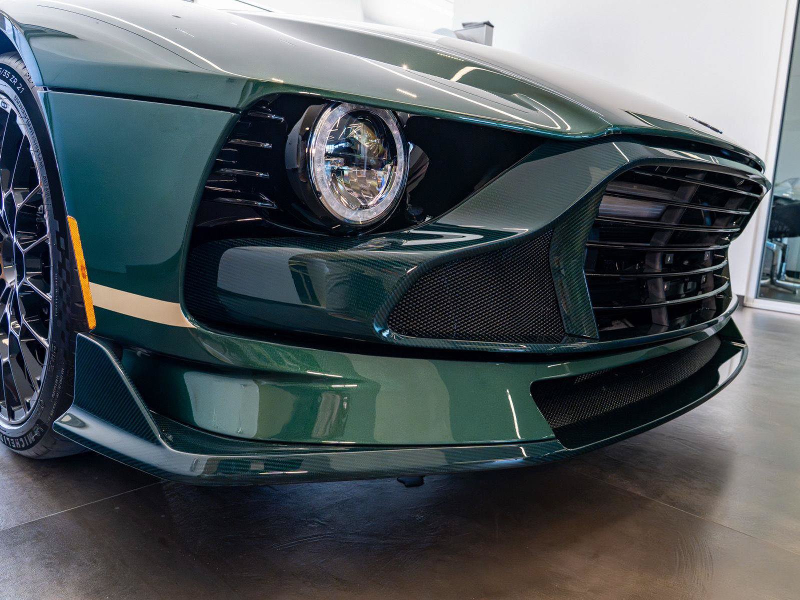 Used 2024 Aston Martin Valour RWD image 62
