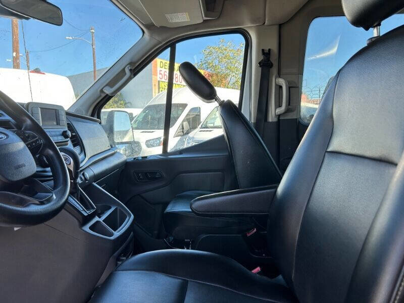 Used 2020 Ford Transit 350 XL image 8