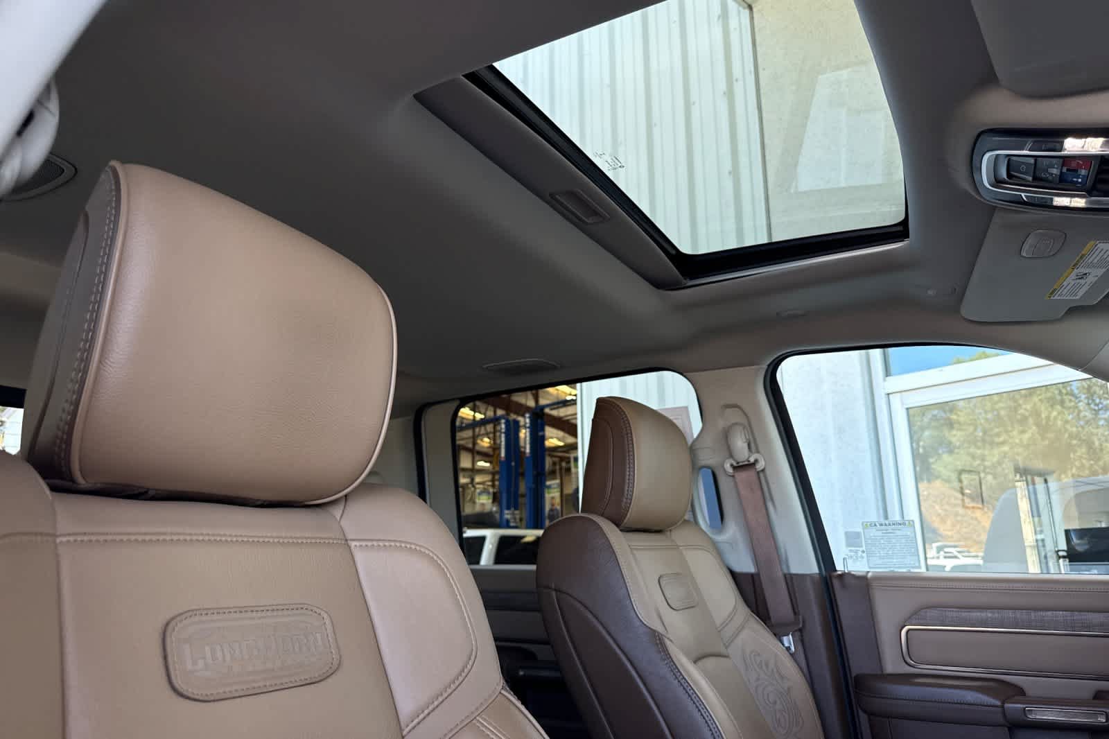 Used 2023 RAM 3500 Limited AWD/4WD image 18