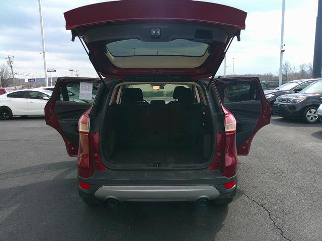 Used 2015 Ford Escape SE w/ Equipment Group 201A image 5