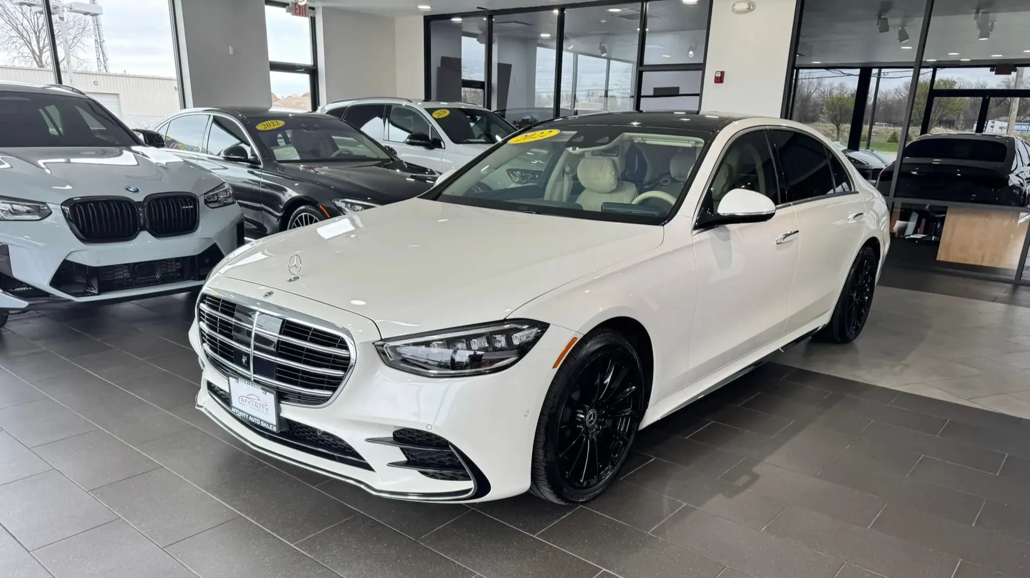 Used 2022 Mercedes-Benz S 580 4MATIC Sedan w/ AMG Line Package video 1