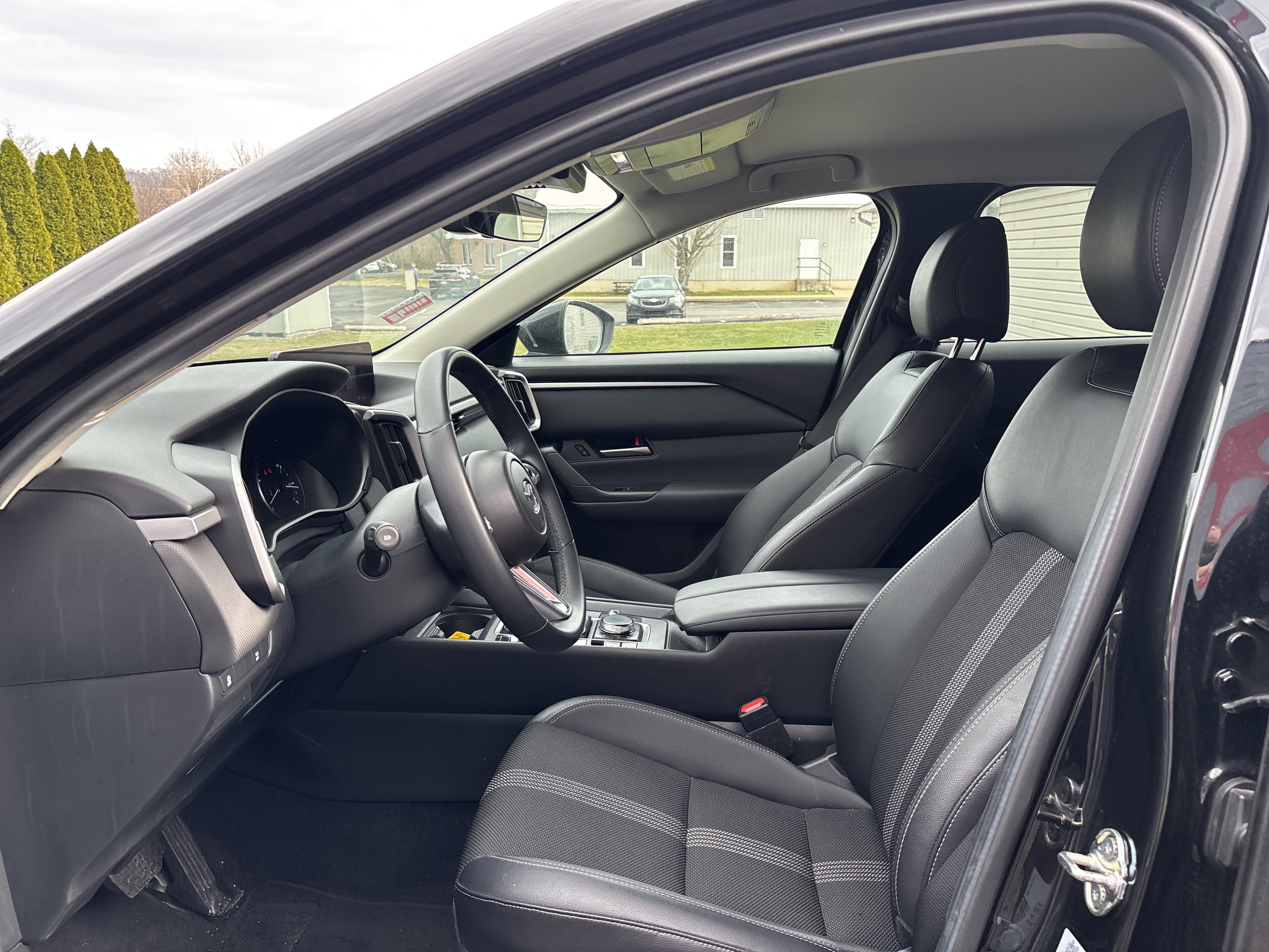Used 2025 MAZDA CX-50 AWD 2.5 S w/ Preferred Package image 13