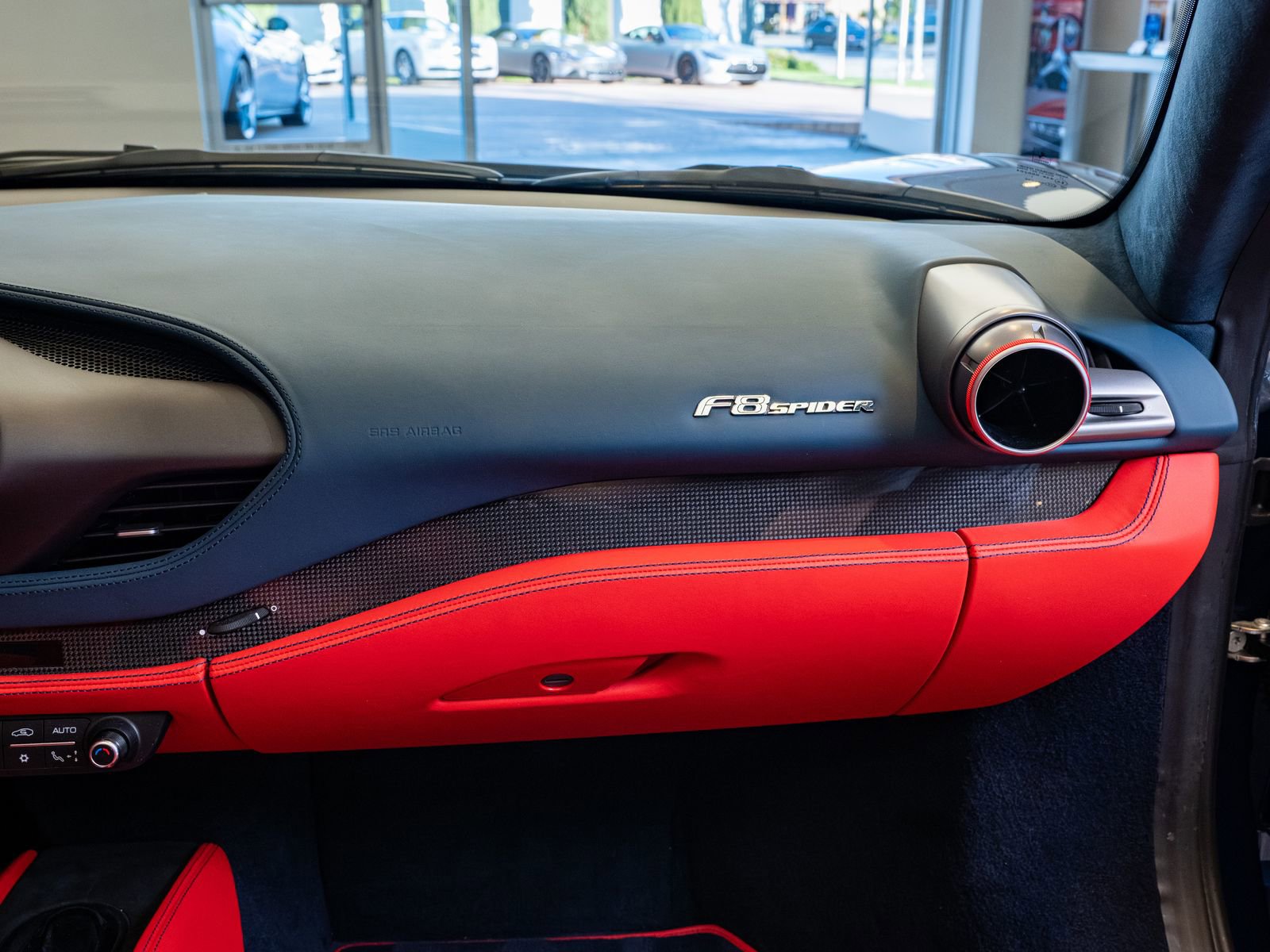 Used 2022 Ferrari F8 Tributo image 16