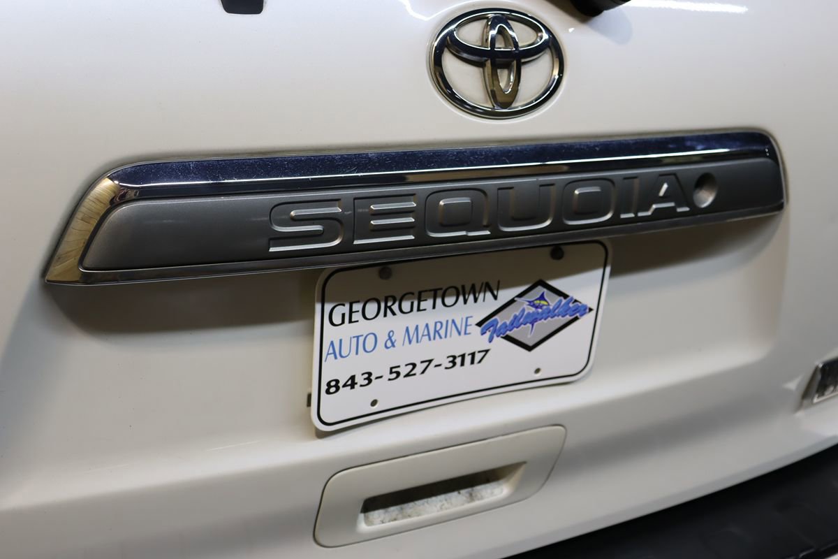 Used 2013 Toyota Sequoia Platinum RWD image 22