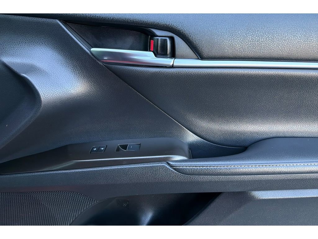 Certified 2021 Toyota Camry XSE FWD image 19