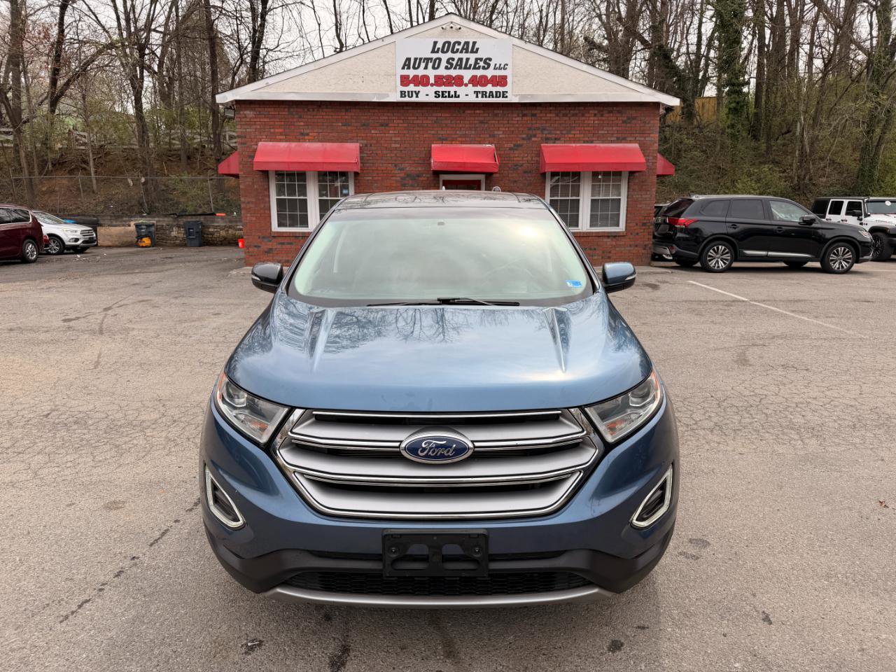 Used 2018 Ford Edge SEL w/ Equipment Group 201A image 2
