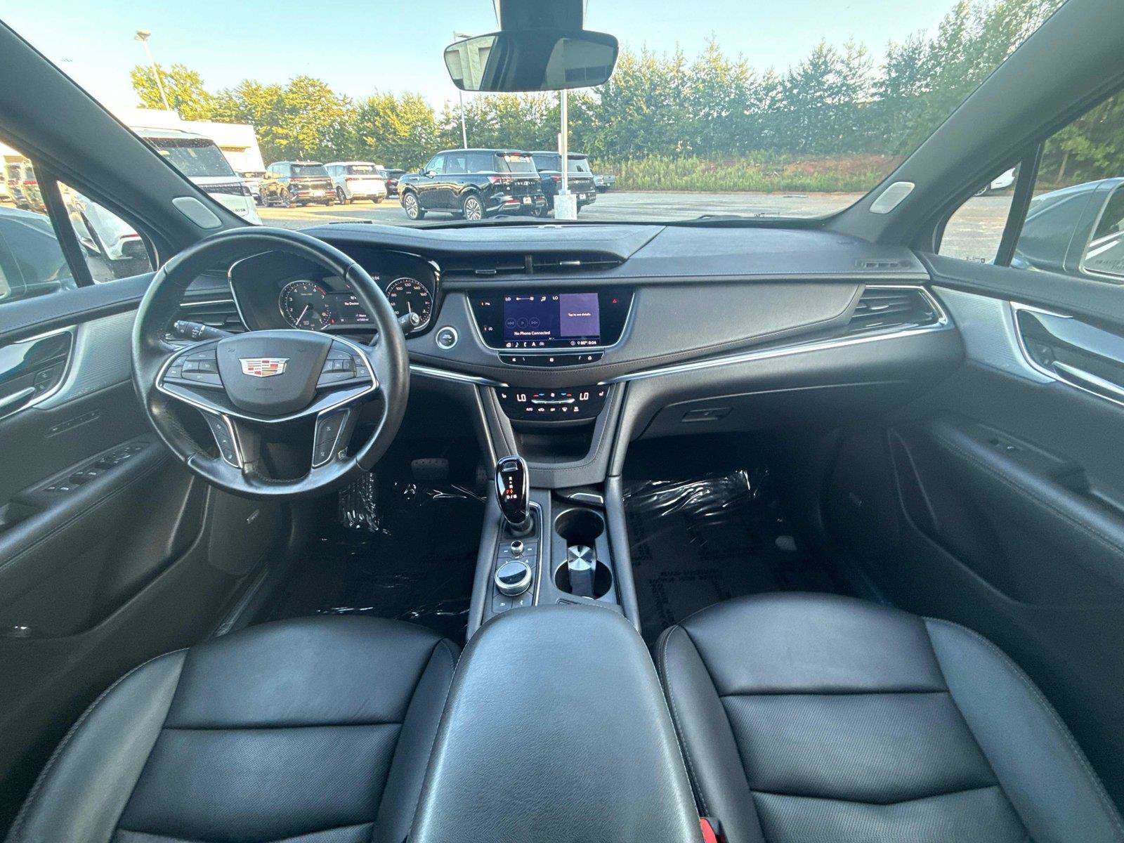 Used 2020 Cadillac XT5 Premium Luxury w/ LPO, Floor Liner Package FWD image 13