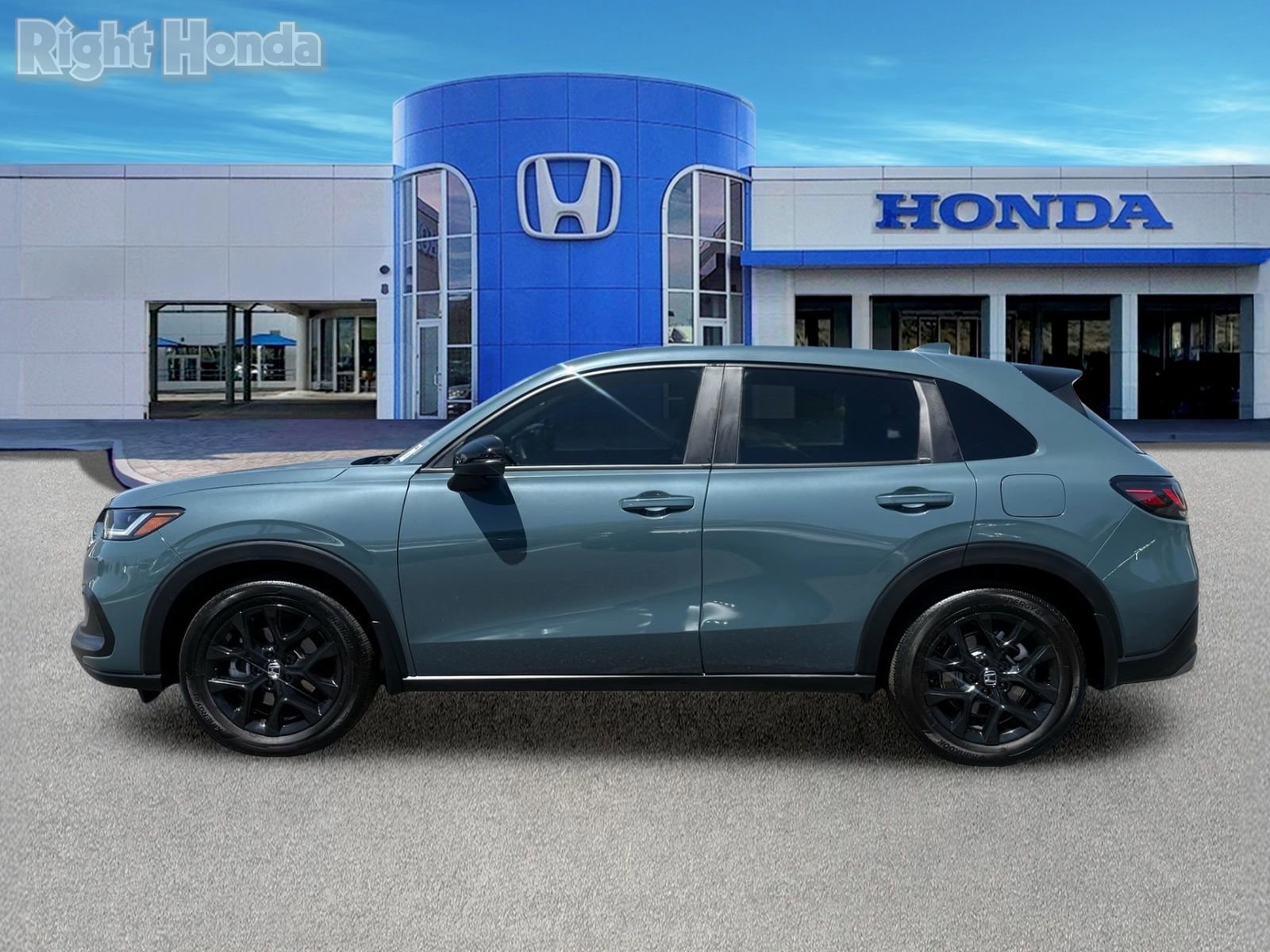Certified 2025 Honda HR-V Sport image 3