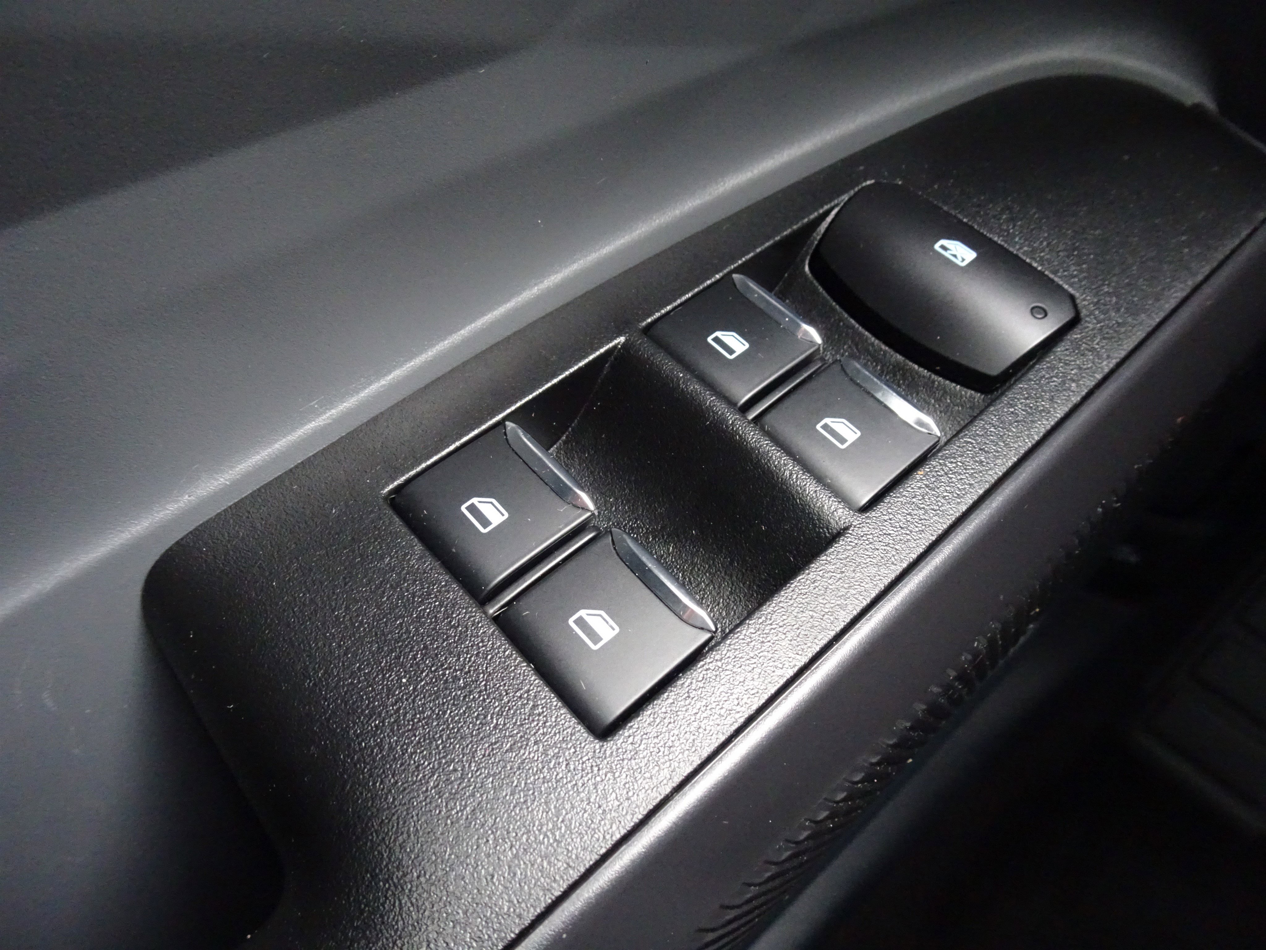 Used 2024 Ford Maverick XL image 25