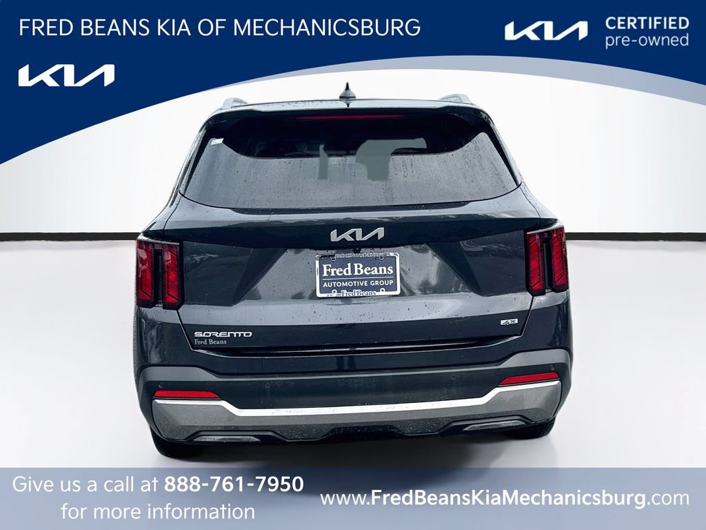Certified 2025 Kia Sorento S AWD/4WD image 5