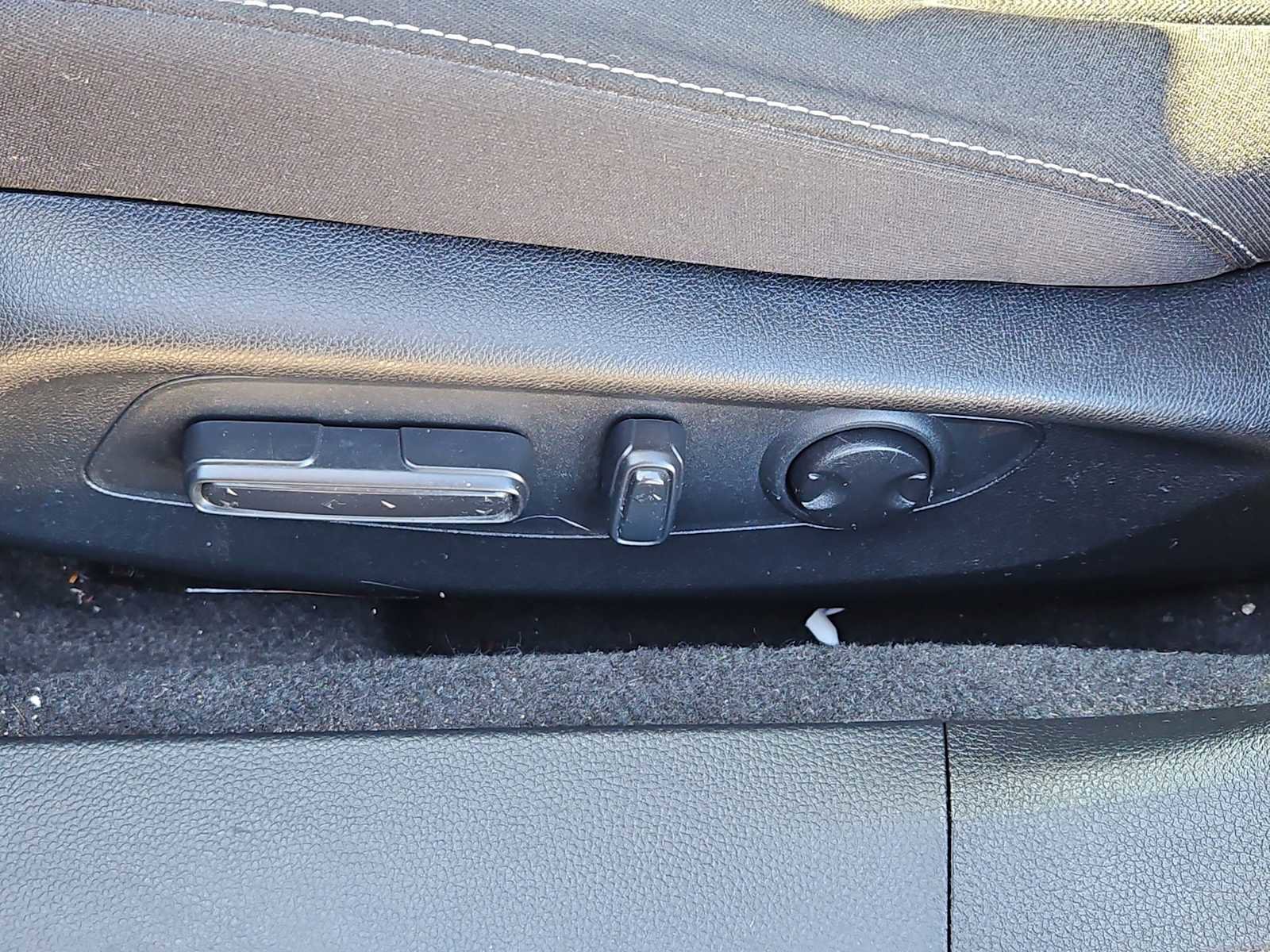 Certified 2023 Honda Accord EX image 20