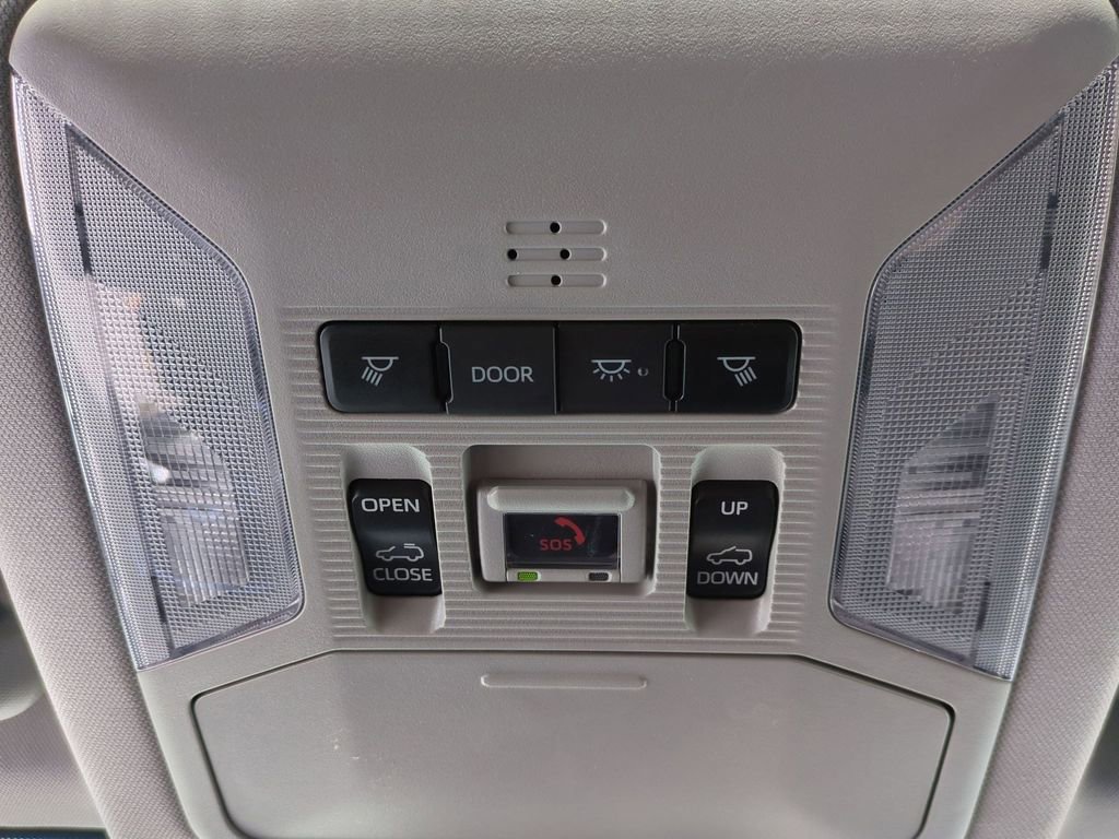 Used 2023 Toyota RAV4 XLE w/ Convenience Package image 15