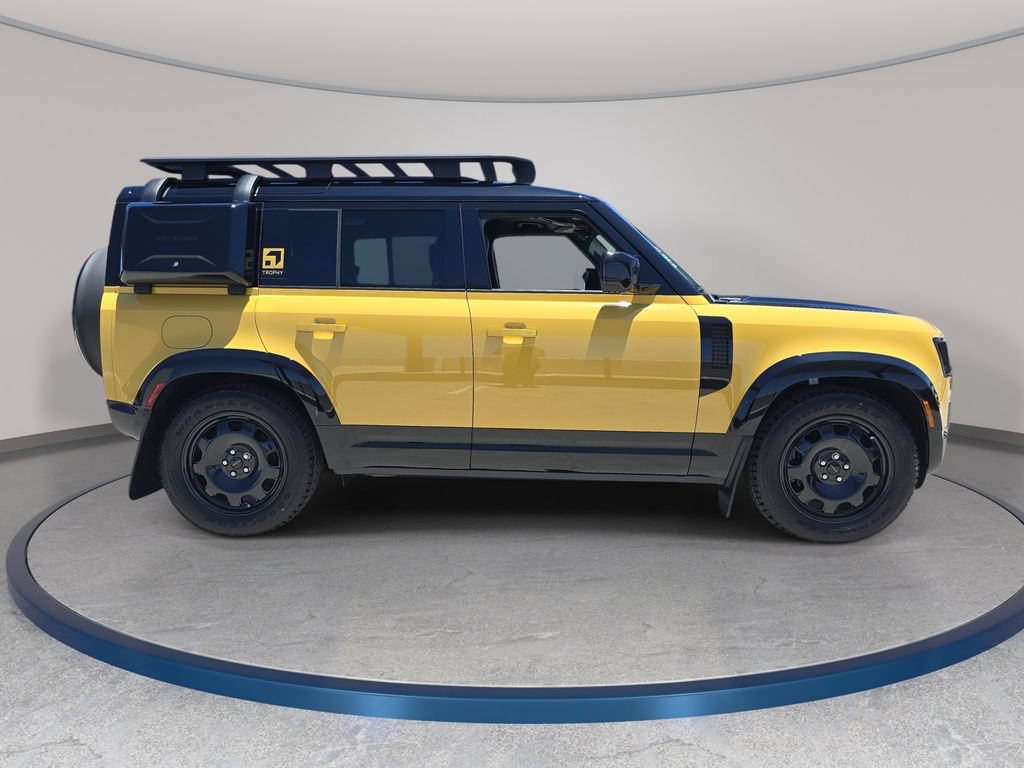 New 2026 Land Rover Defender 110 Trophy Edition AWD/4WD image 4