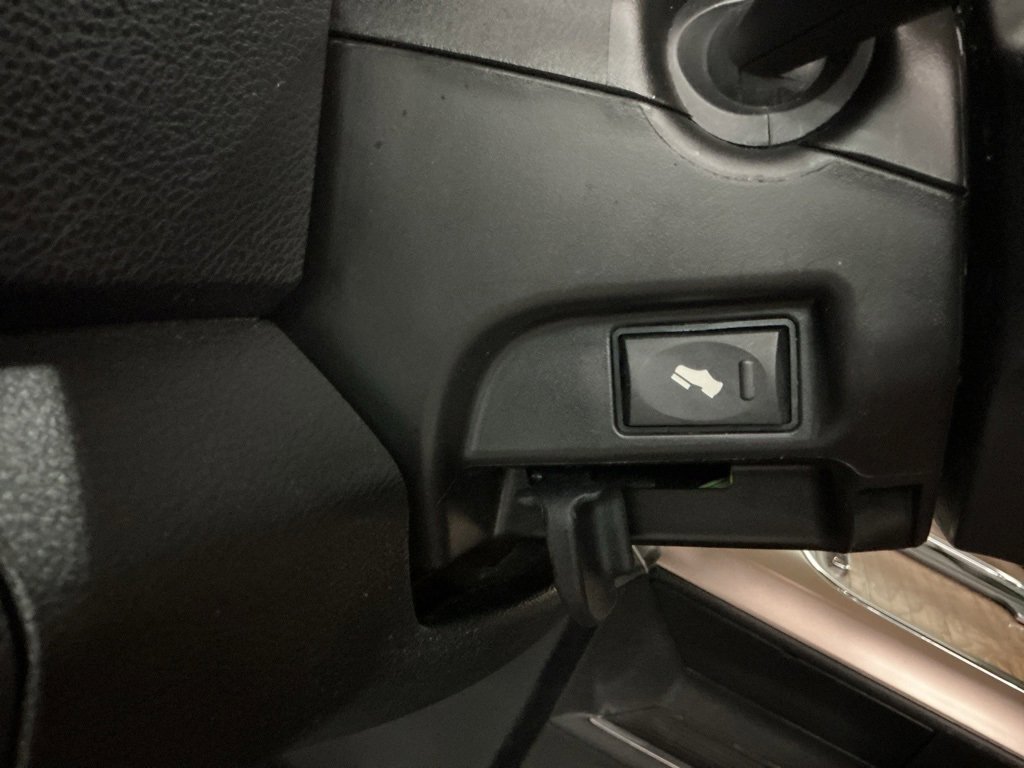 Used 2017 RAM 1500 Laramie Longhorn w/ Convenience Group image 14