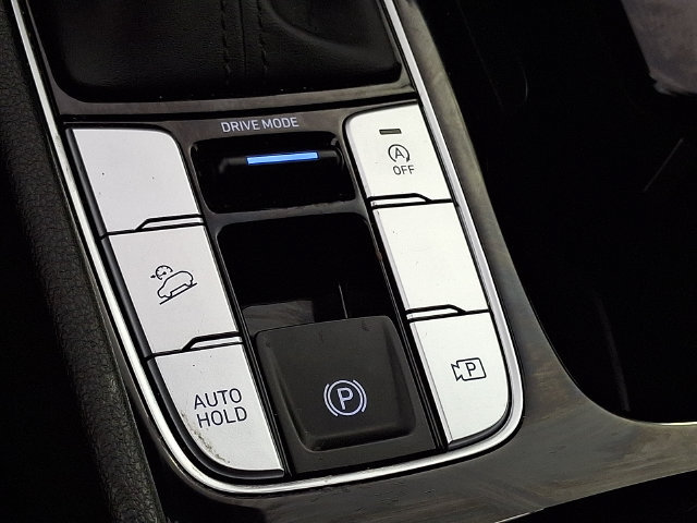 Certified 2025 Hyundai Tucson SE FWD image 27
