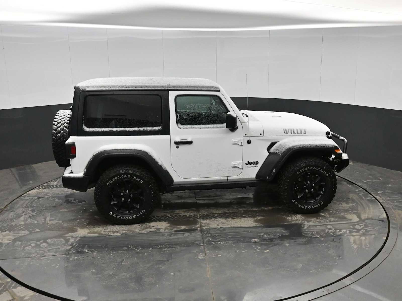 Used 2021 Jeep Wrangler Willys image 27