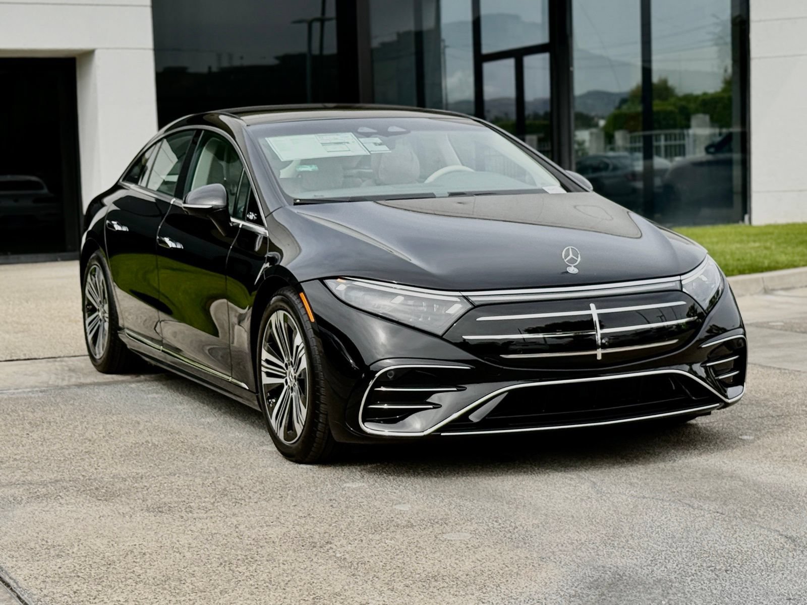 New 2026 Mercedes-Benz EQS 580 4MATIC Sedan image 8