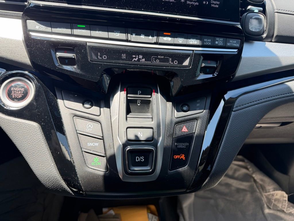 Used 2025 Honda Odyssey Touring image 14
