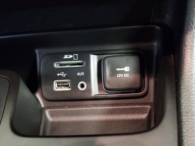 Used 2016 Jeep Cherokee Latitude w/ Safety/Convenience Group image 25