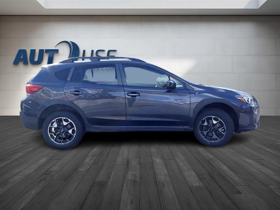 Used 2019 Subaru Crosstrek 2.0i Premium image 4