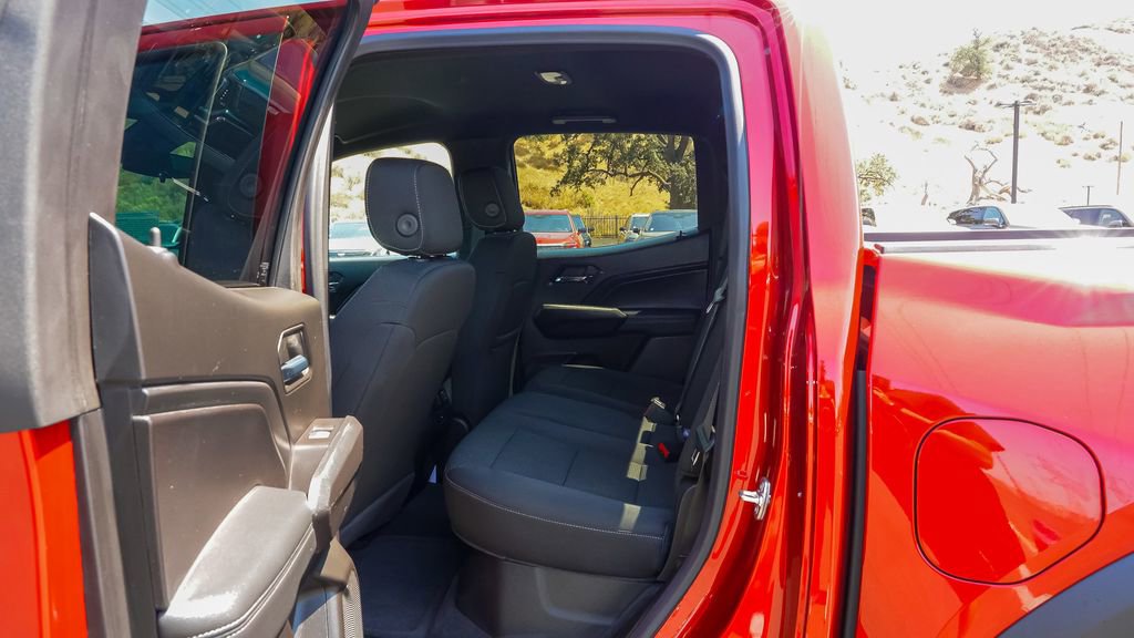 Used 2024 GMC Canyon Elevation w/ Trailering Package image 17