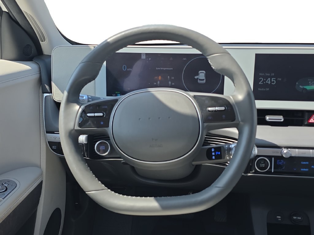 Used 2023 Hyundai Ioniq 5 SEL RWD image 15