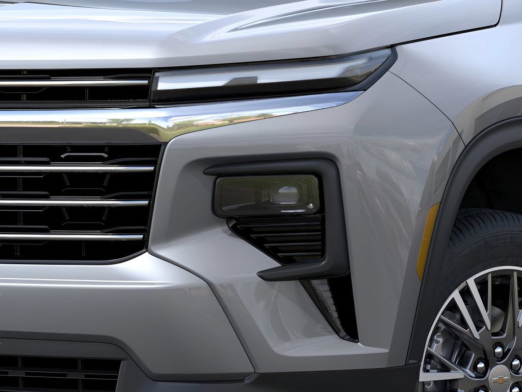 Certified 2026 Chevrolet Traverse LT FWD image 10