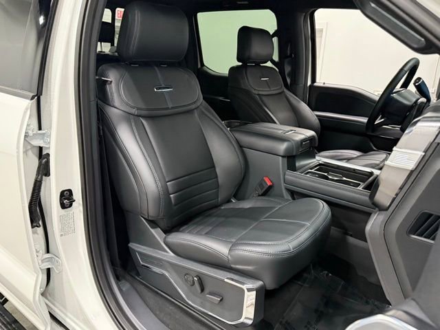 New 2025 Ford F350 Platinum w/ FX4 Off-Road Package image 30