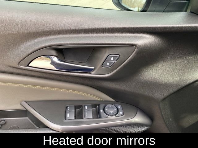 Used 2025 Chevrolet Trax ACTIV w/ Driver Confidence Package image 10