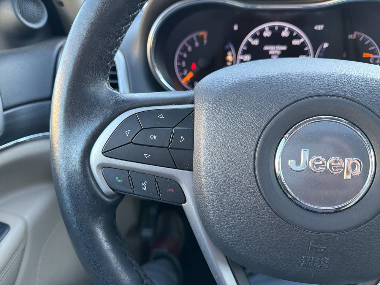 Used 2020 Jeep Grand Cherokee Limited image 9