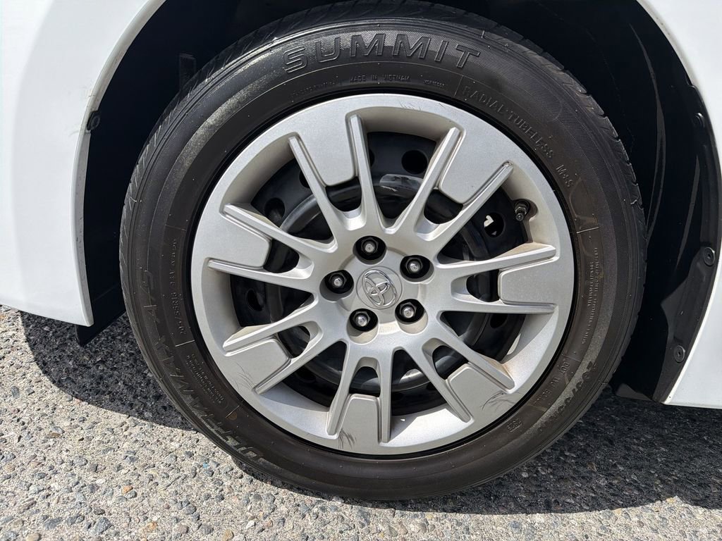 Used 2016 Toyota Corolla S FWD image 18