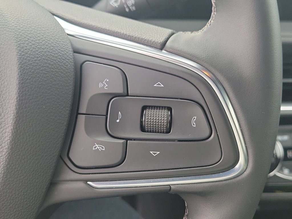 Used 2024 Buick Envista Sport Touring w/ Convenience I Package image 24