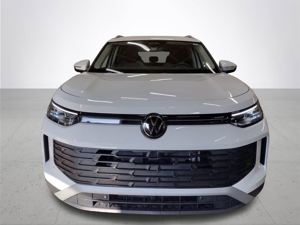 New 2025 Volkswagen Tiguan S image 3