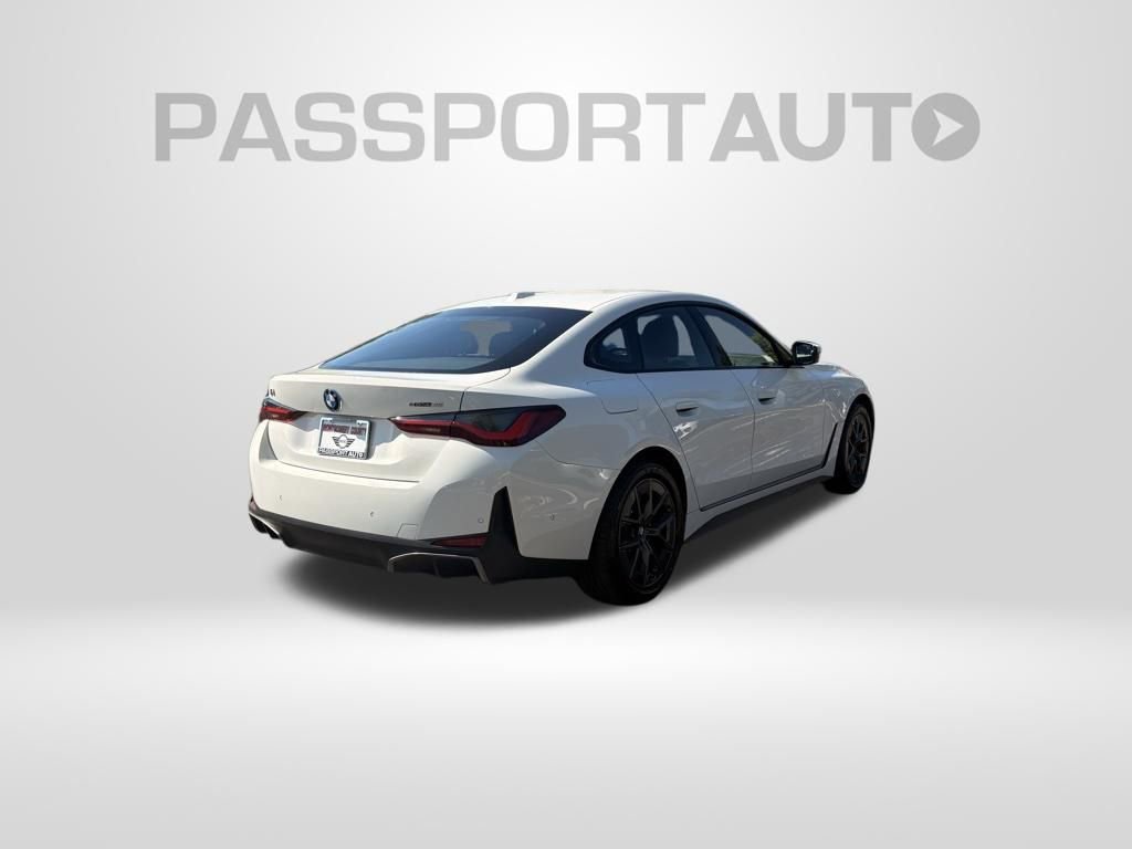 Used 2023 BMW i4 eDrive35 w/ Premium Package image 6