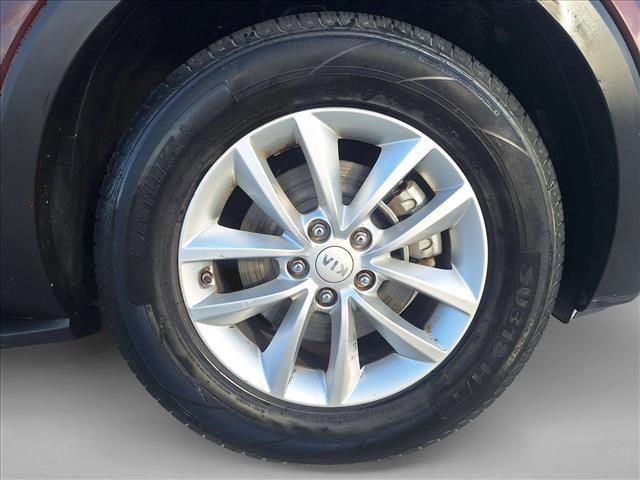 Used 2016 Kia Sorento LX w/ LX Convenience Package image 20